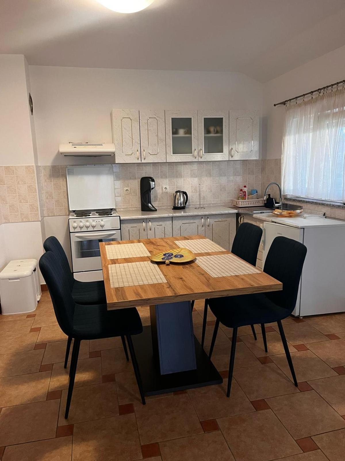 Apartments Jadranka مالينسكا المظهر الخارجي الصورة